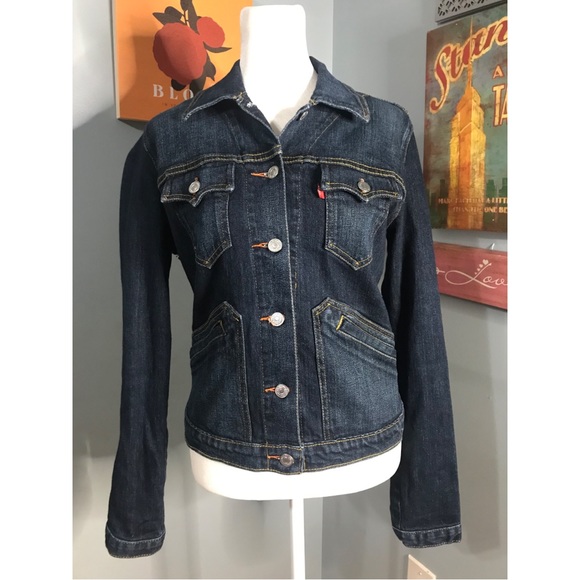 Levi's Jackets & Blazers - Levi Strauss and Co. Dark Denim Jacket Size Small 💙